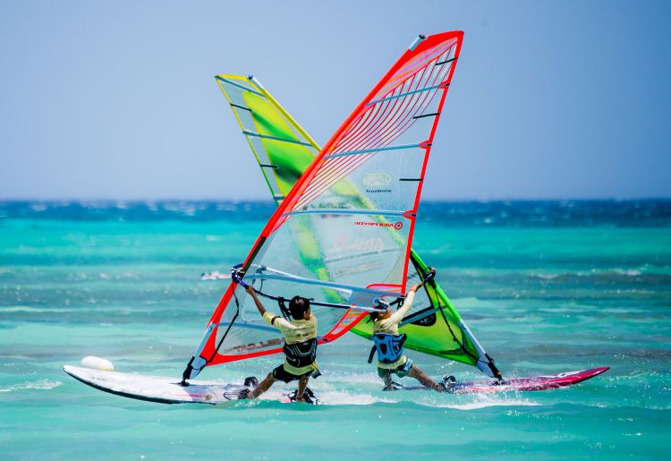 Endless Caribbean - The Best Beaches for Windsurfing in Aruba