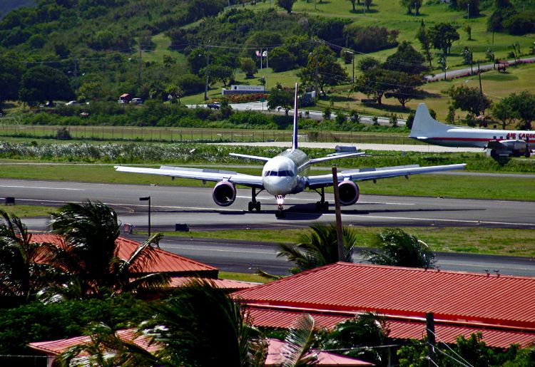 Endless Caribbean - Airports in the Caribbean